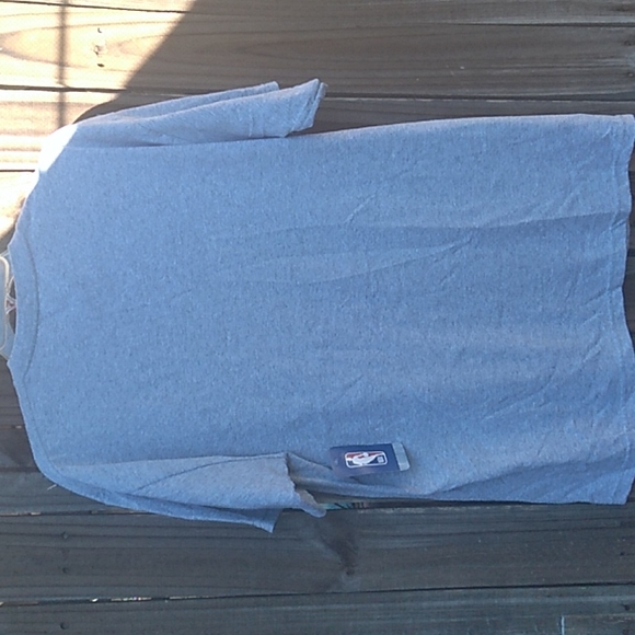 NWT NBA Grey Heather T-shirt (L) - Picture 5 of 8